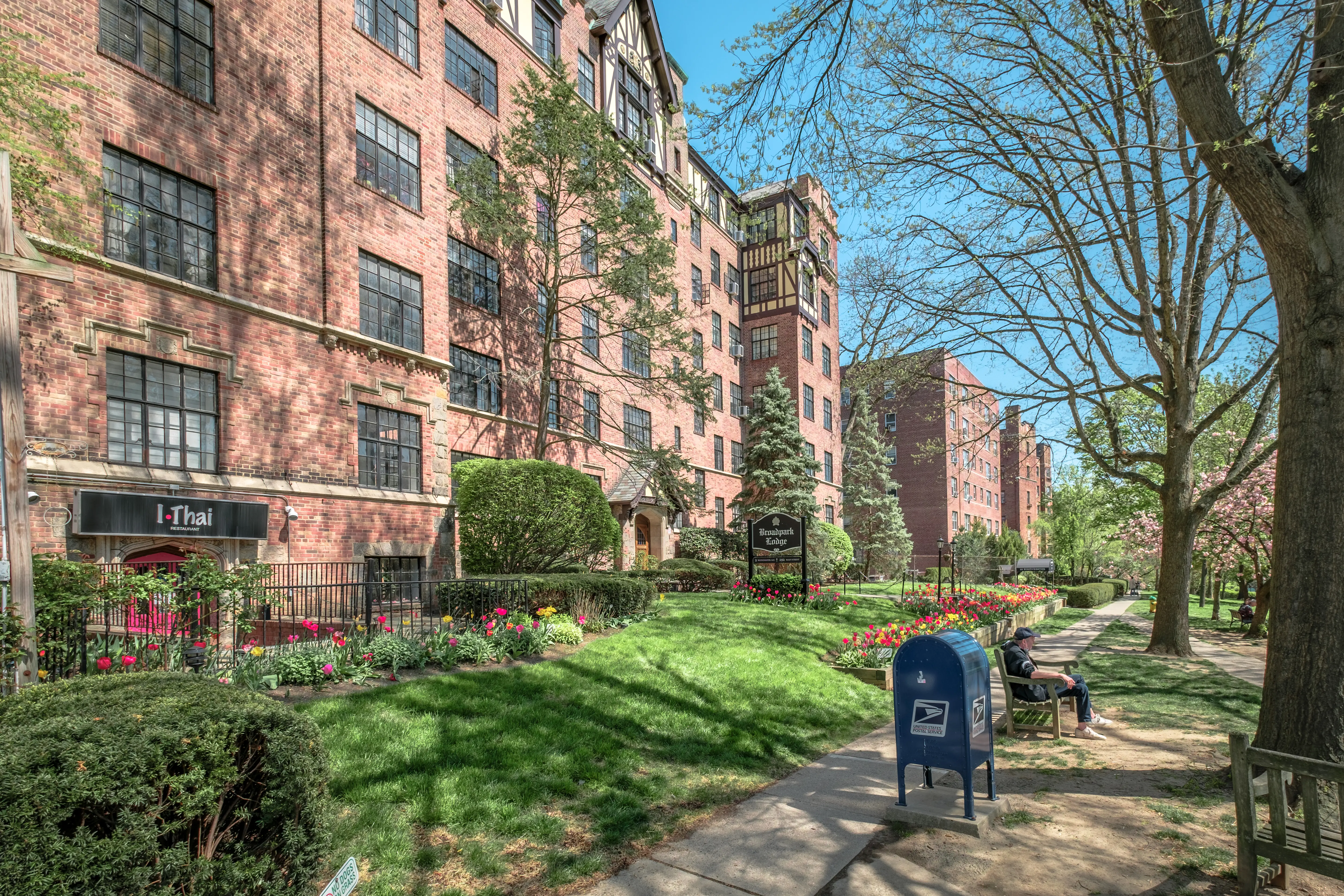 View of Broadpark Lodge from Westchester Avenue